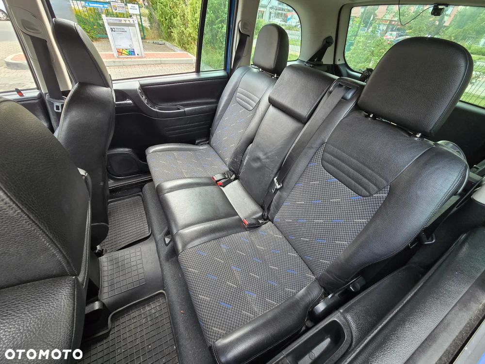 Opel Zafira 2.0 OPC - 4