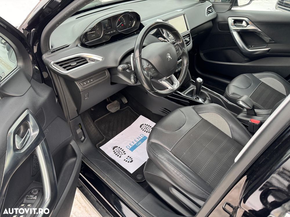 Peugeot 2008 PureTech 82 ETG5 STOP&START Allure - 11