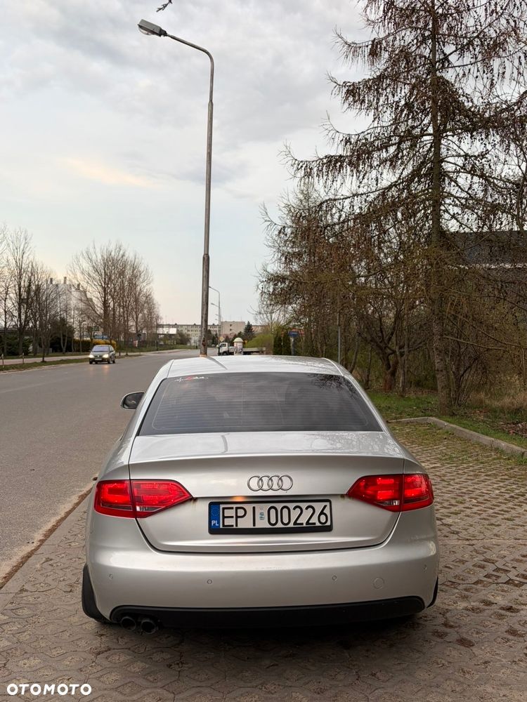 Audi A4 Limousine 2.0 TDI - 5