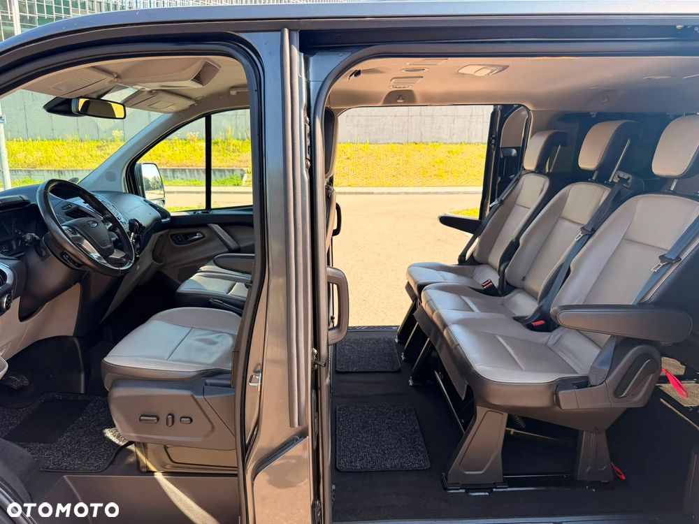 Ford Tourneo Custom 310 L2H1 VA Titanium - 36