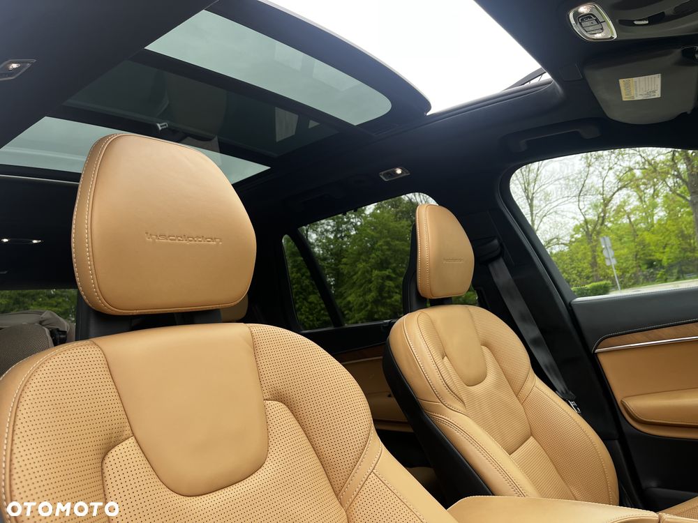 Volvo XC 90 - 24