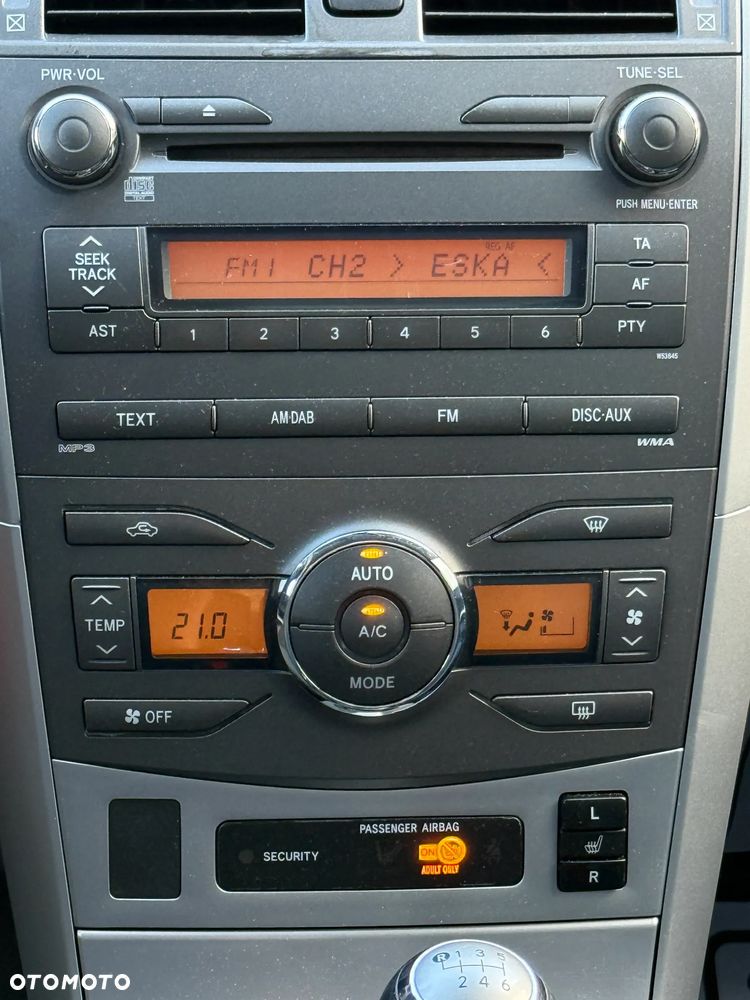 Toyota Corolla 1.6 Premium - 7