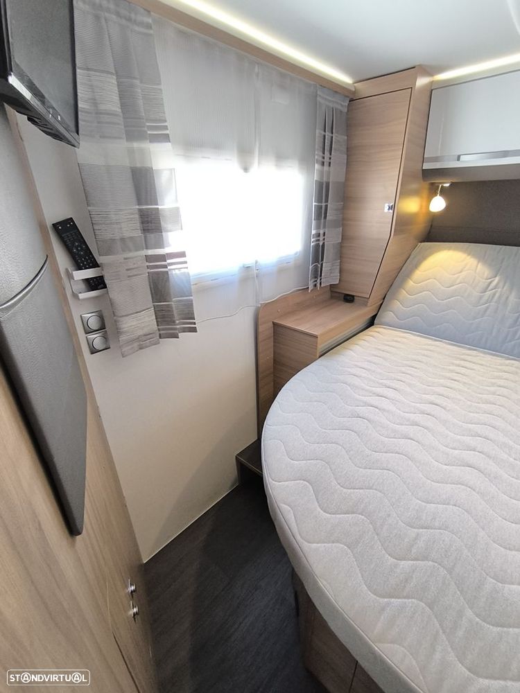 Adria Matrix 670DC (Cama central) - 15
