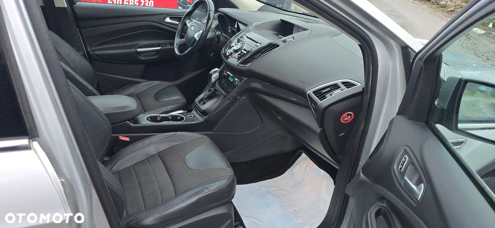 Ford Kuga 2.0 TDCi 4x4 Titanium - 37