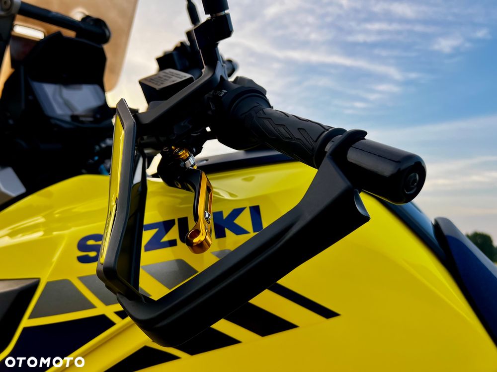 Suzuki DL - 8