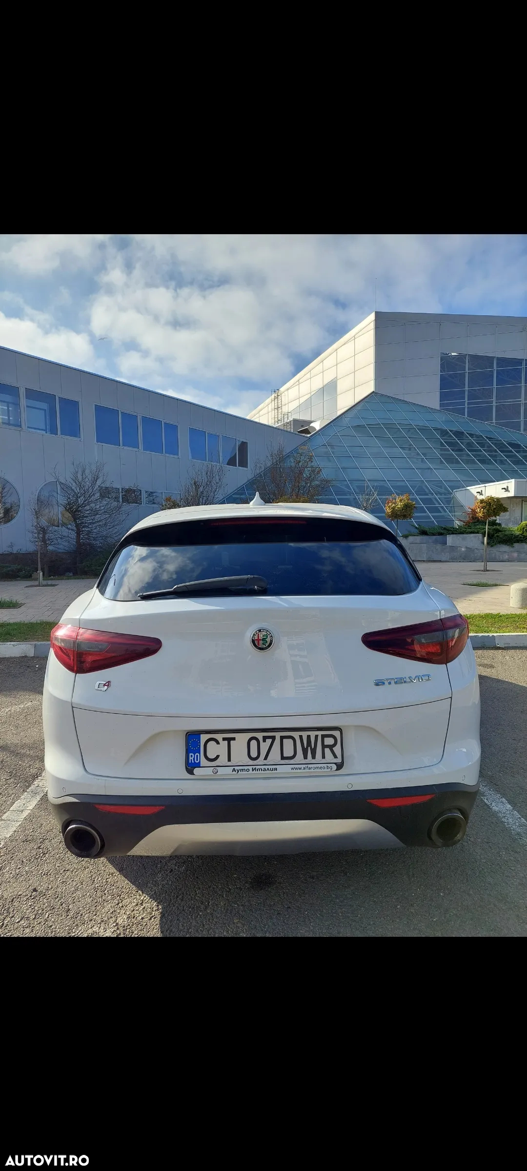 Alfa Romeo Stelvio 2.0 Turbo 16V AT8-Q4 Veloce - 12
