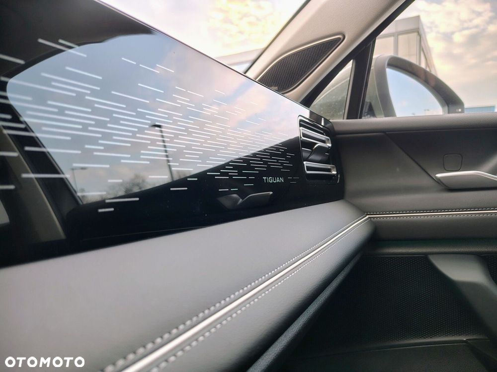 Volkswagen Tiguan - 21