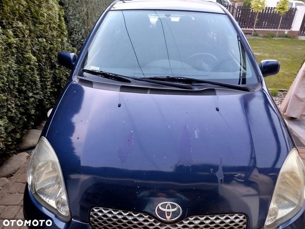 Toyota Yaris - 2