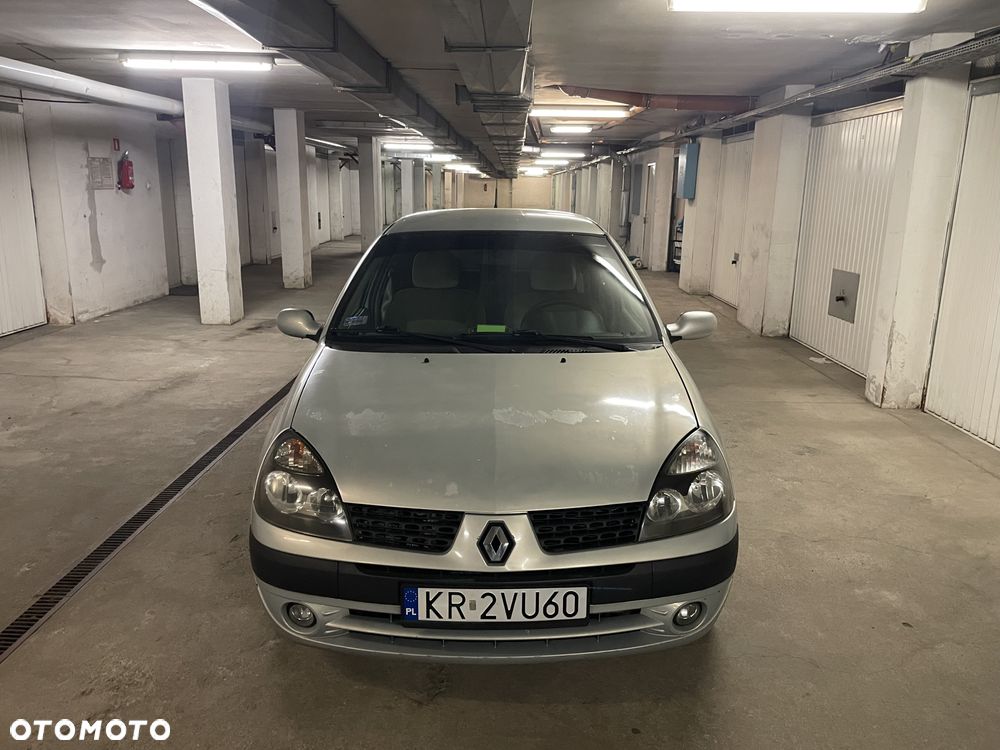 Renault Clio 1.4 16V Privilege - 1