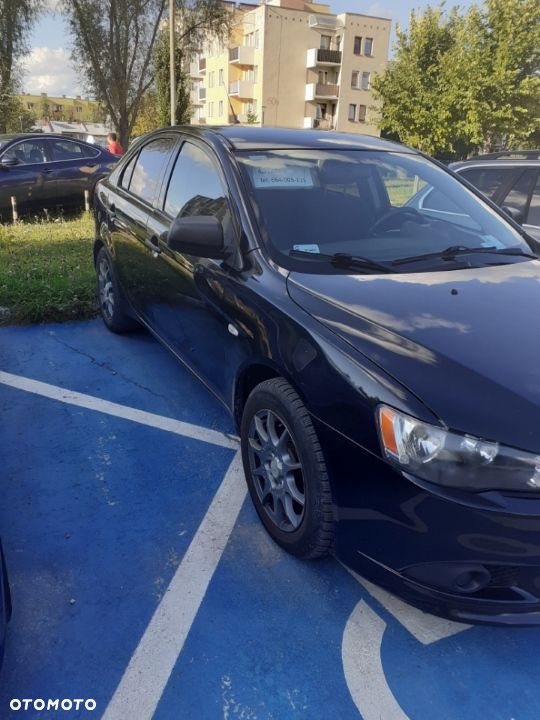 Mitsubishi Lancer - 2