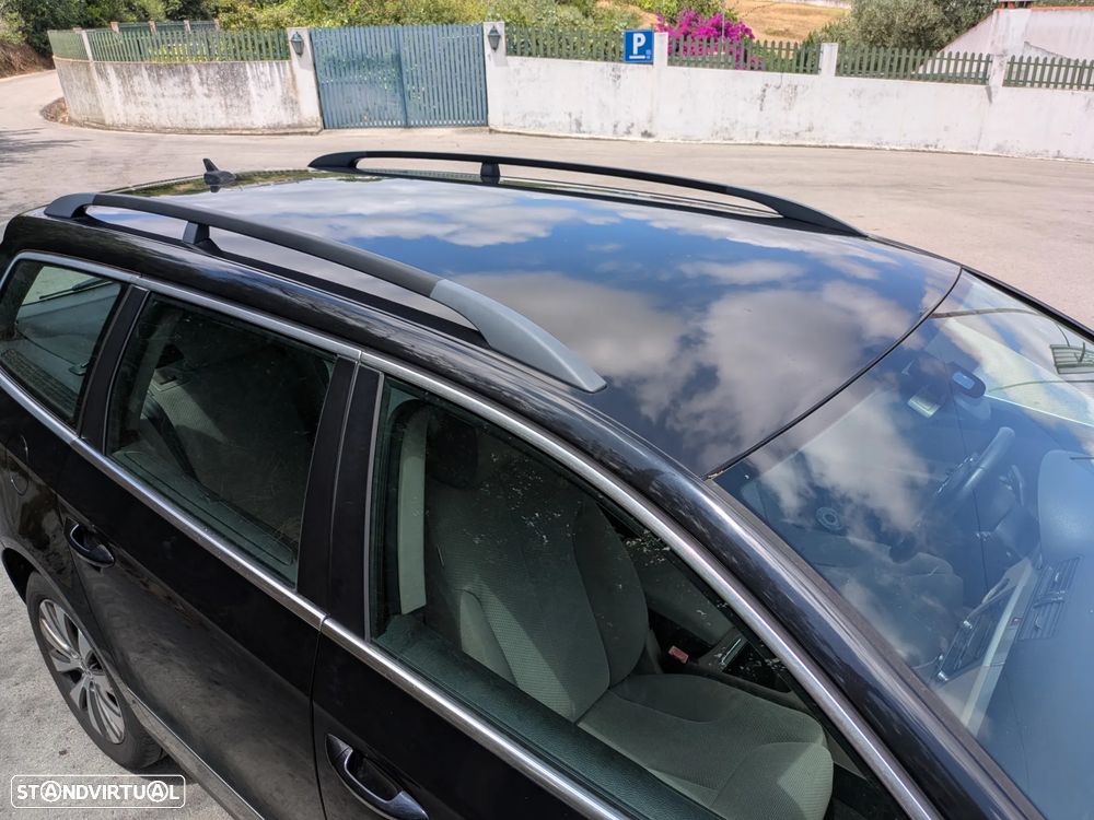 VW Passat Variant 1.6 TDI Confortline BlueMotion - 4