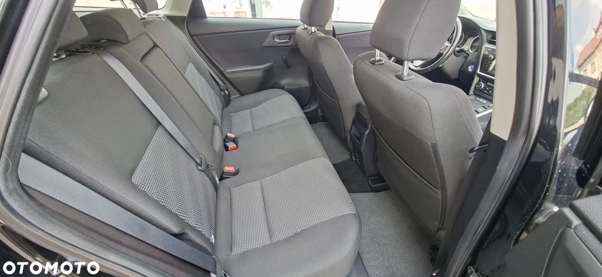 Toyota Auris - 23