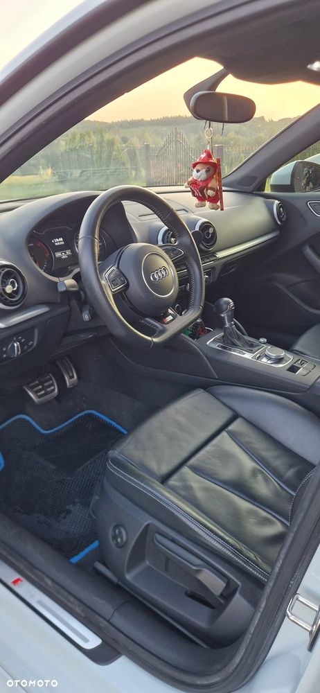 Audi A3 Sportback - 12