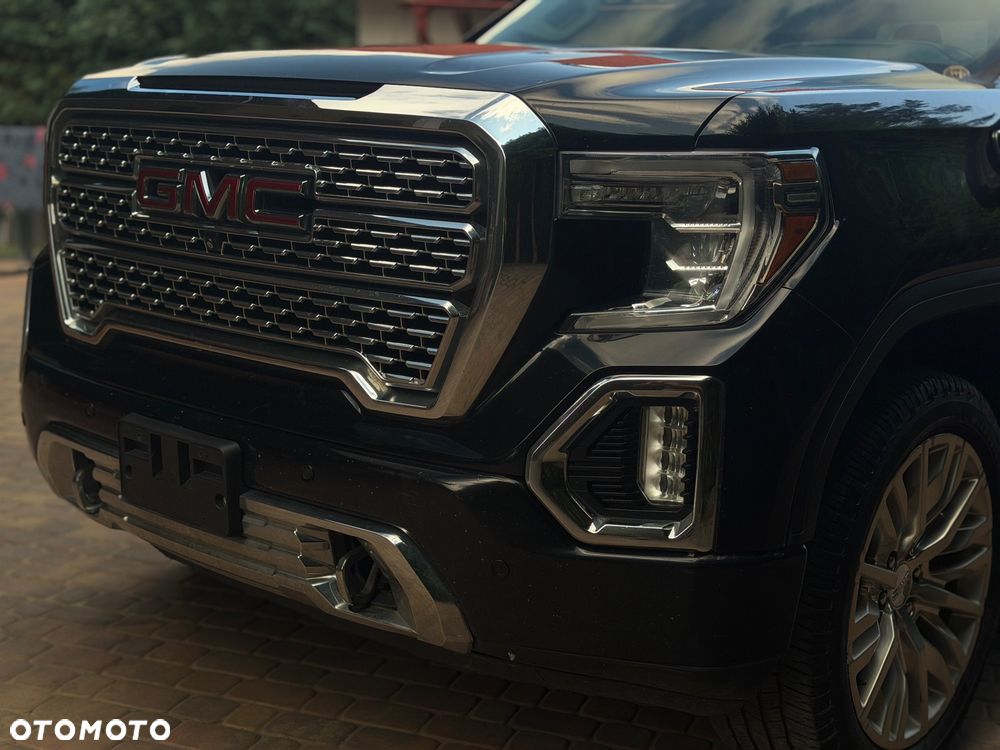 GMC Sierra - 10
