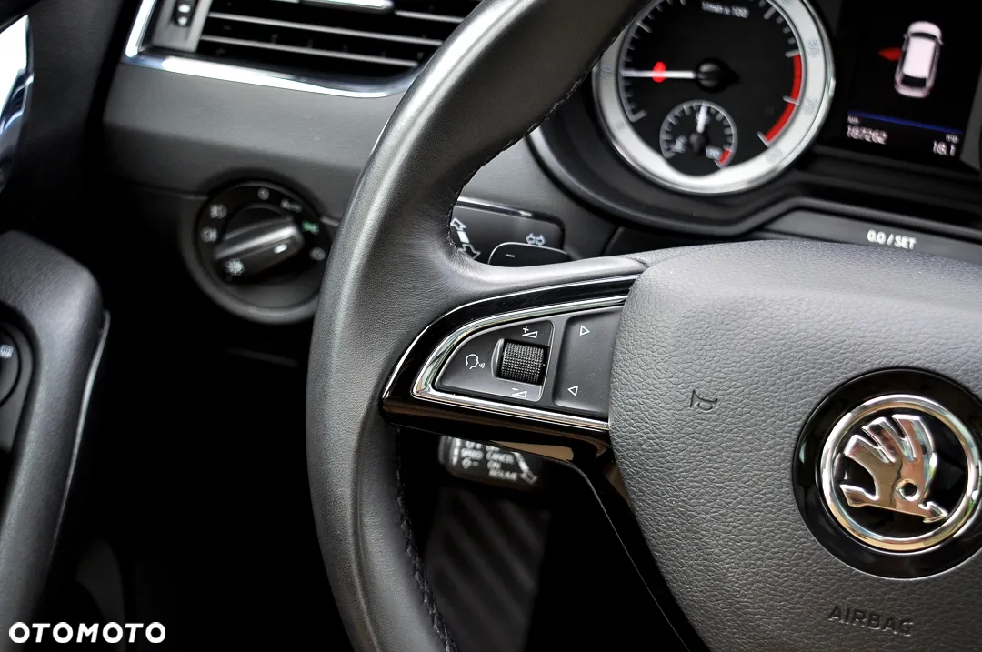 Skoda Octavia 1.5 TSI ACT DSG Style - 24