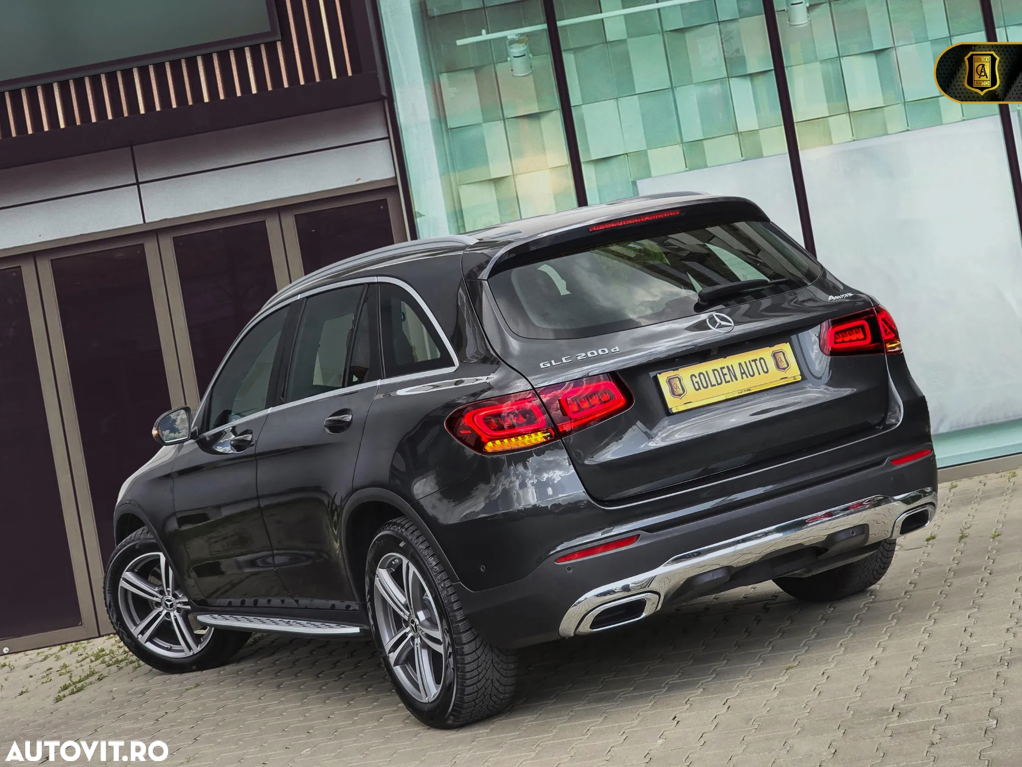 Mercedes-Benz GLC - 2