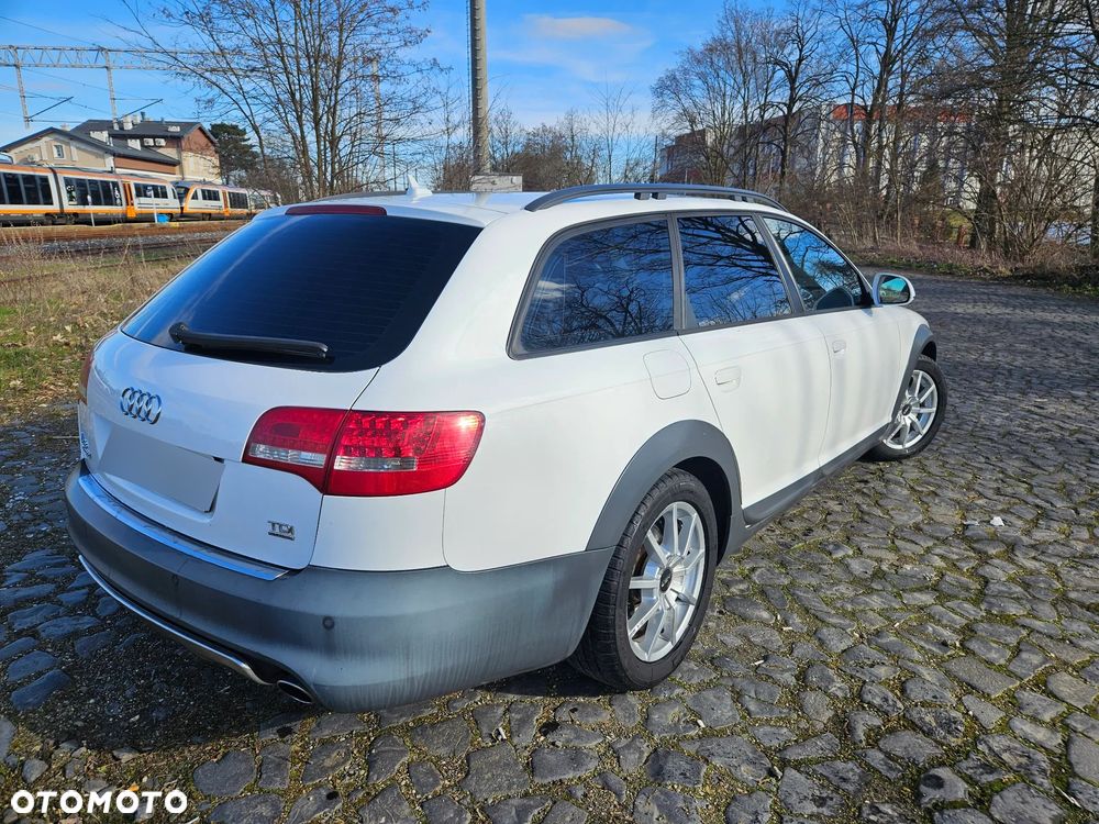 Audi A6 Allroad - 10
