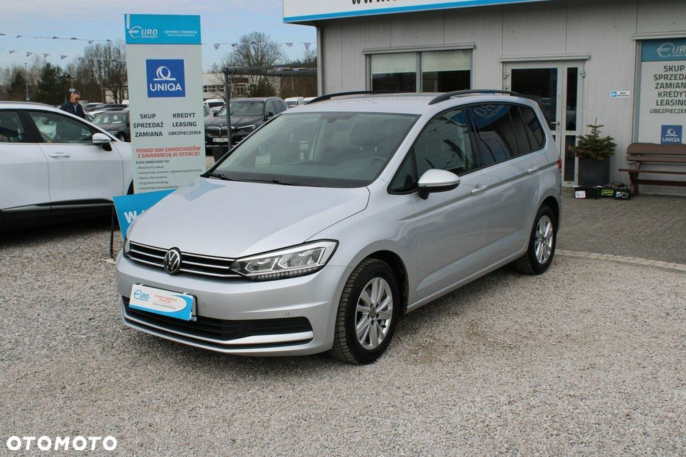 Volkswagen Touran - 3