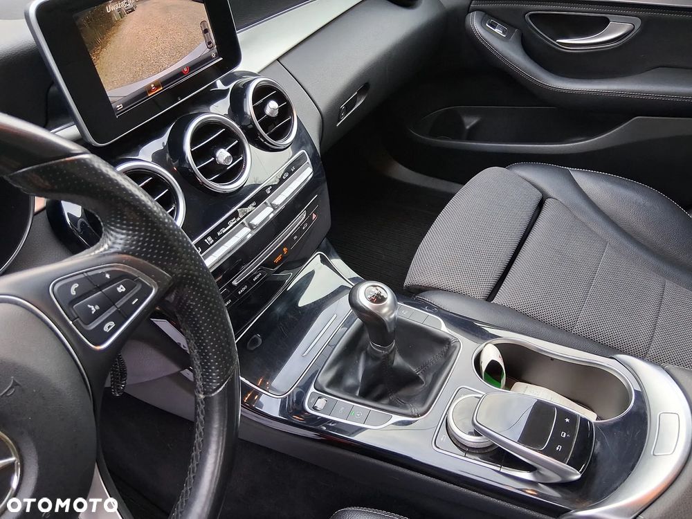 Mercedes-Benz Klasa C - 19