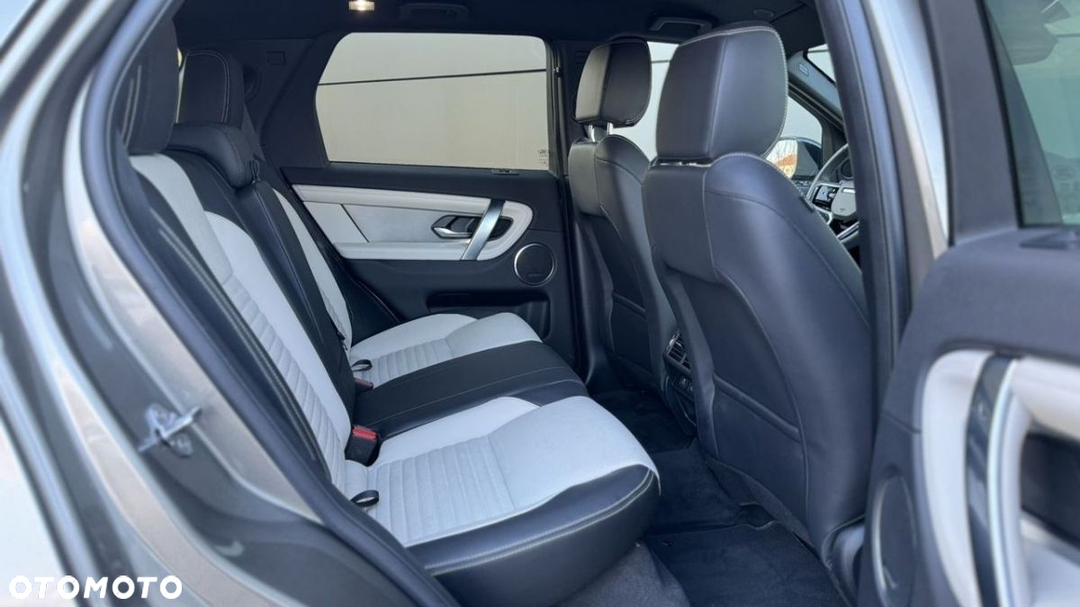 Land Rover Discovery Sport - 16