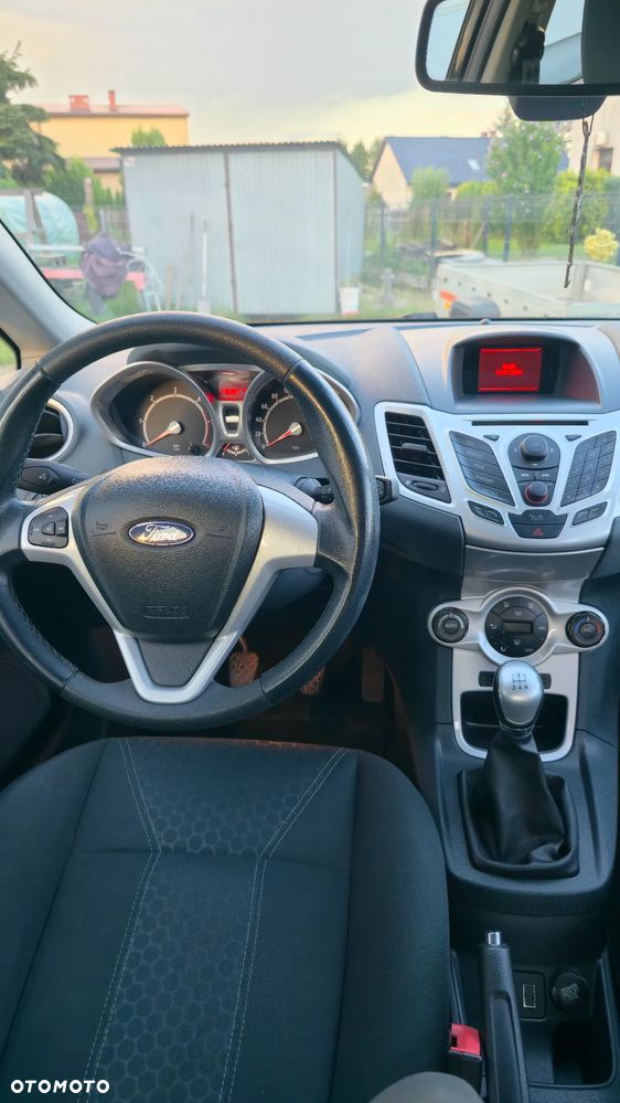 Ford Fiesta - 11