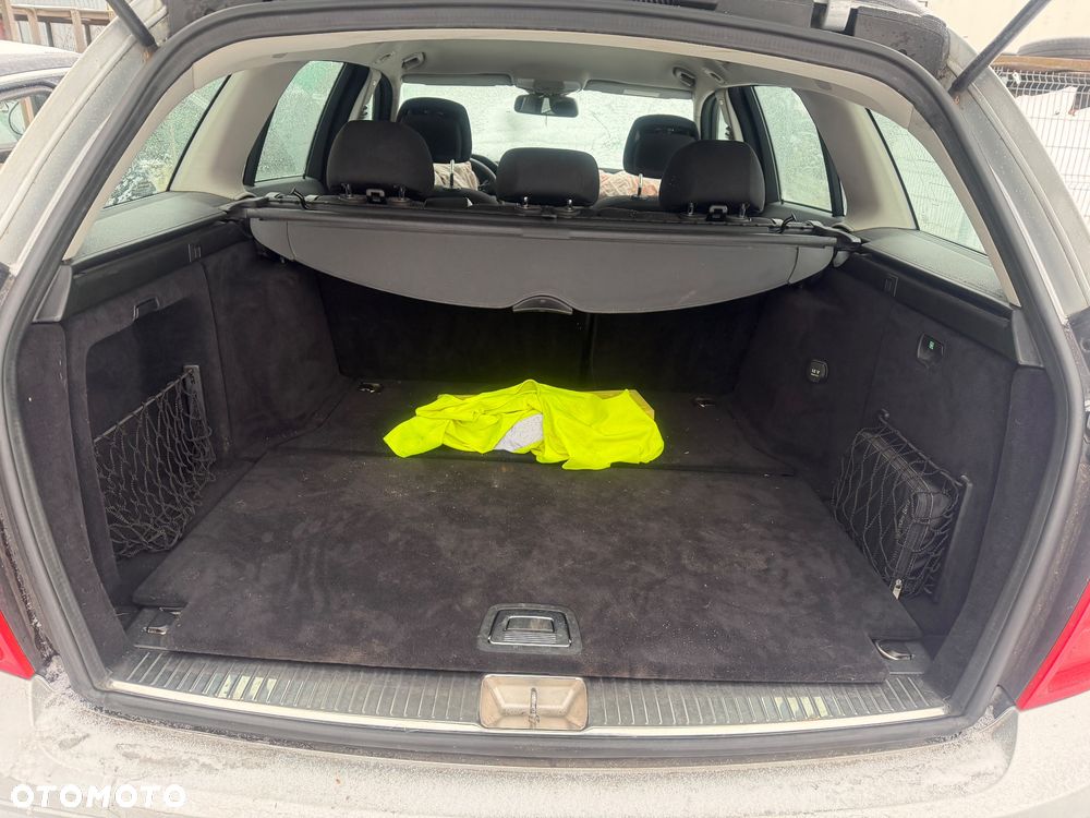 Mercedes-Benz Klasa C 200 CDI DPF Automatik - 14