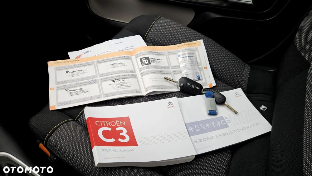 Citroën C3 Pure Tech 110 Stop&Start RED BLOCK - 8
