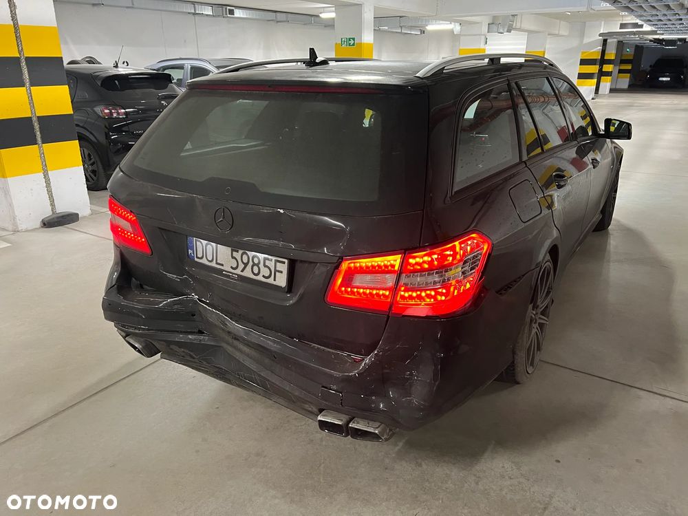 Mercedes-Benz Klasa E 63 AMG AMG AMG Speedshift MCT AMG Performance Package - 13