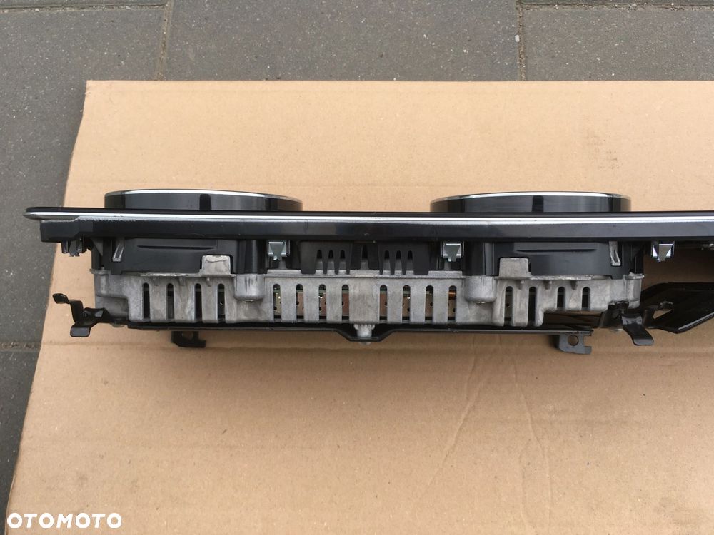 LICZNIK ZEGARY MERCEDES BENZ W213 A2135404886 - 10
