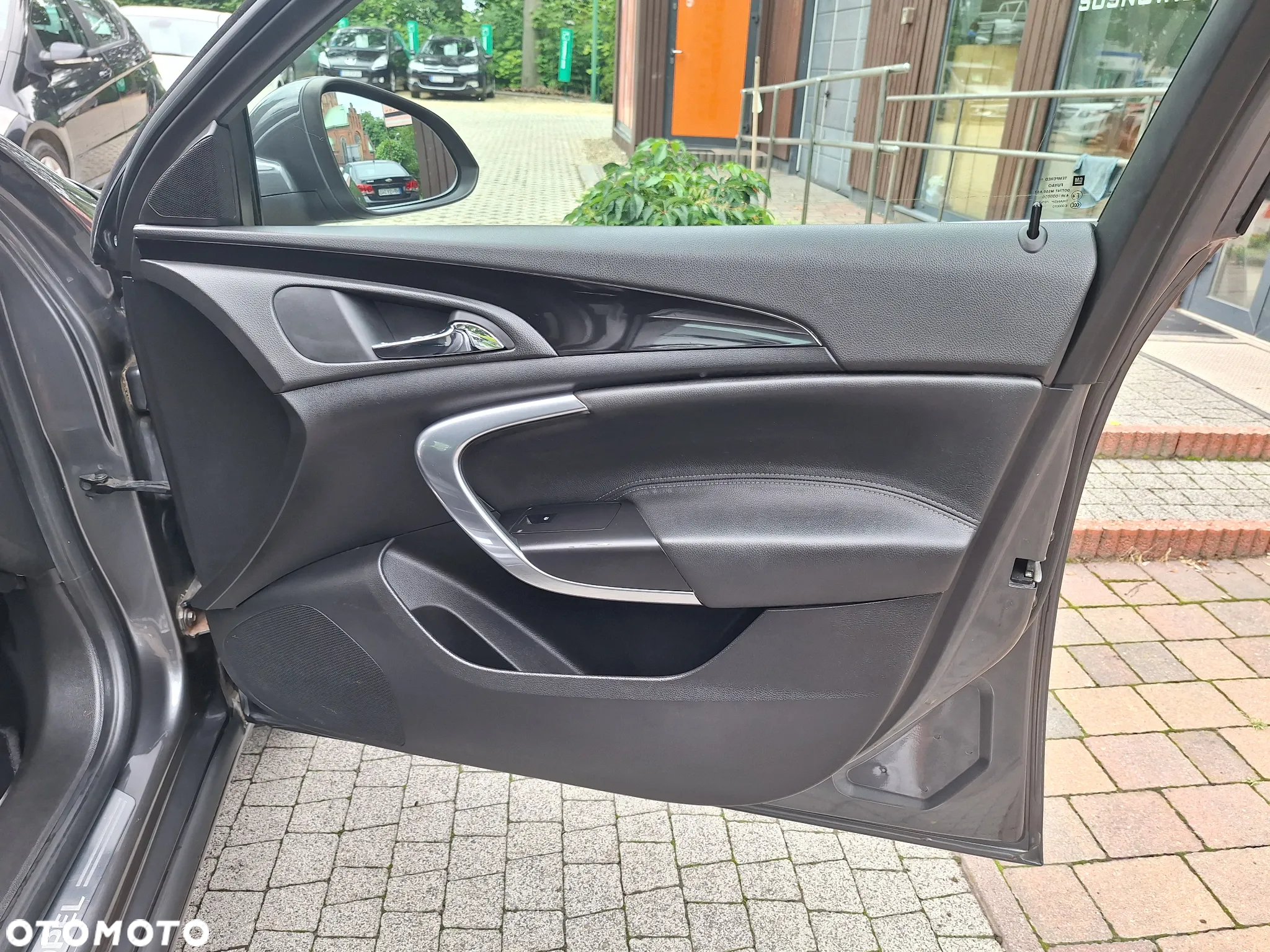 Opel Insignia 1.6 Turbo Cosmo - 17