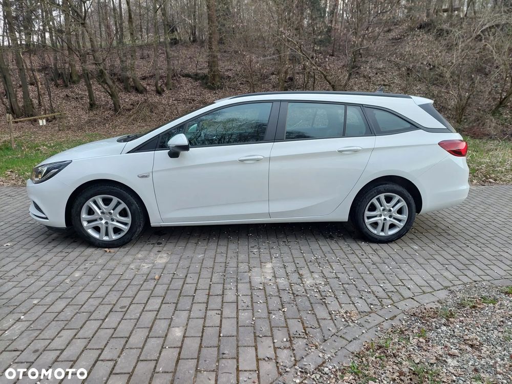 Opel Astra - 2