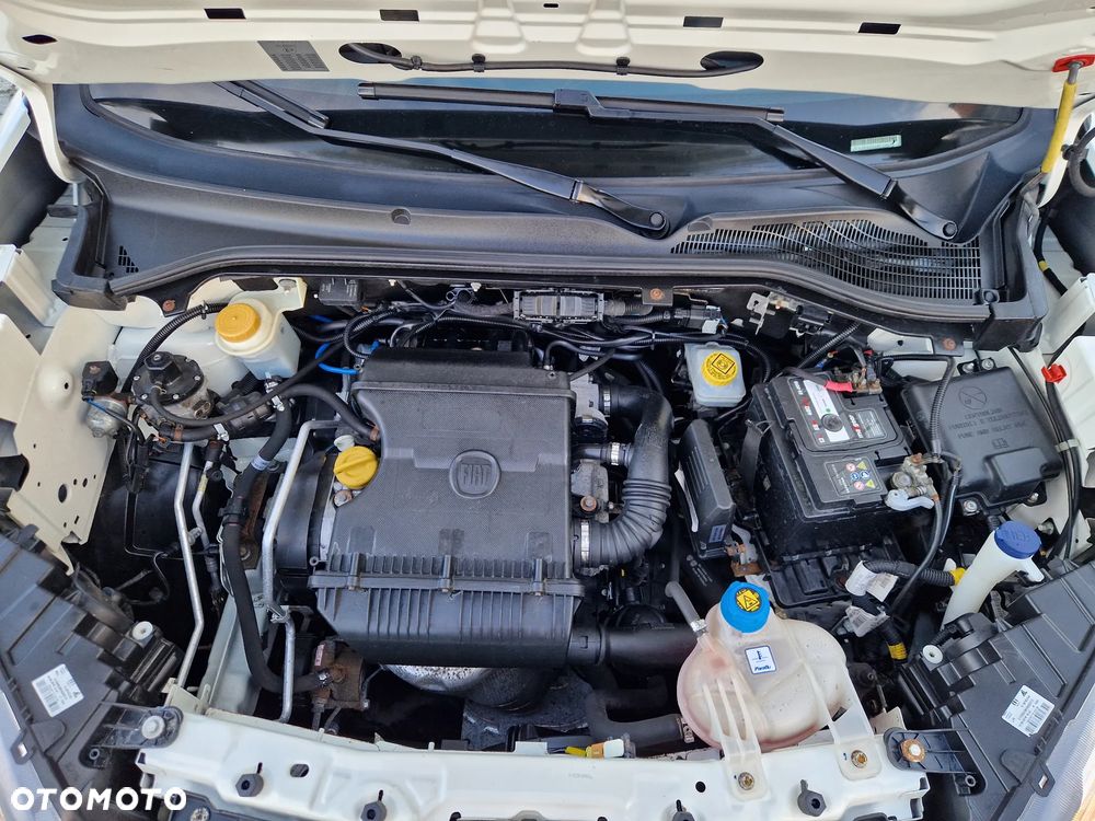 Fiat Doblo Furgon 3 Osobowy - 21