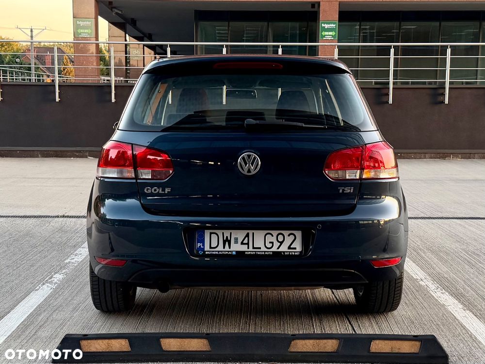 Volkswagen Golf - 5