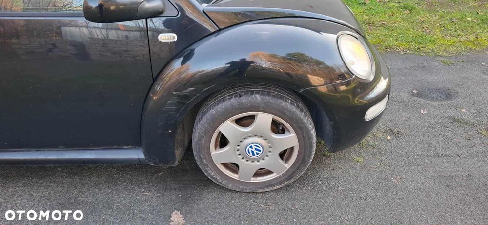 Volkswagen New Beetle - 2