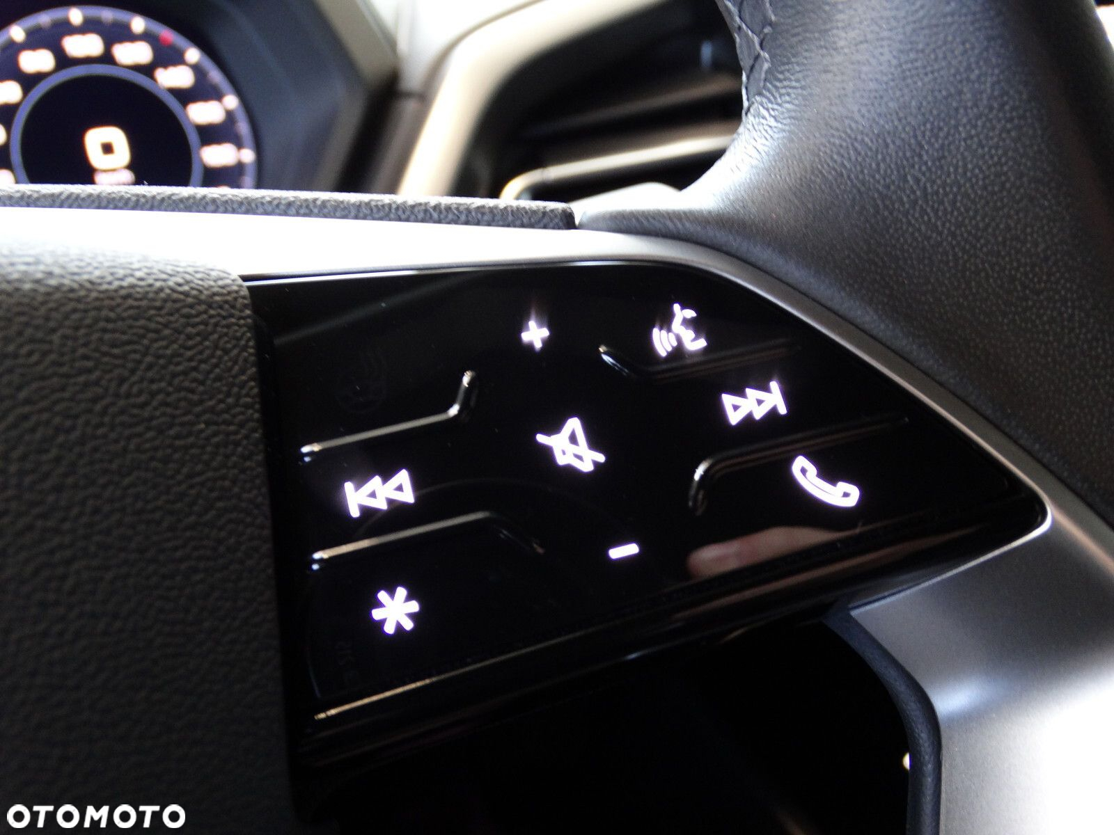 Audi e-tron - 25