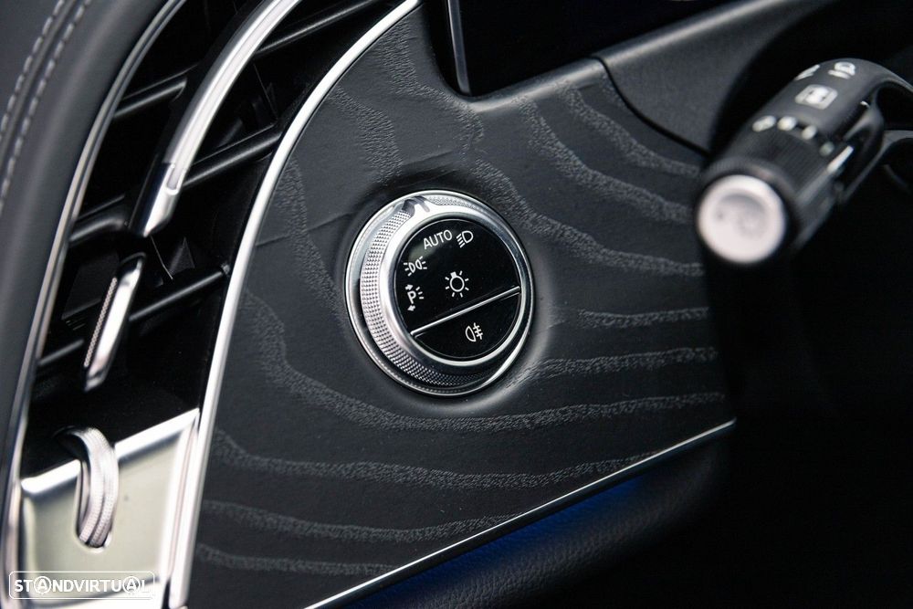 Mercedes-Benz E 300 - 29