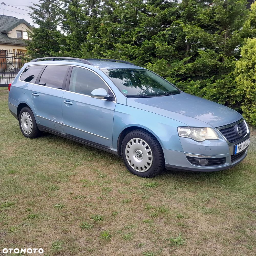 Volkswagen Passat - 4