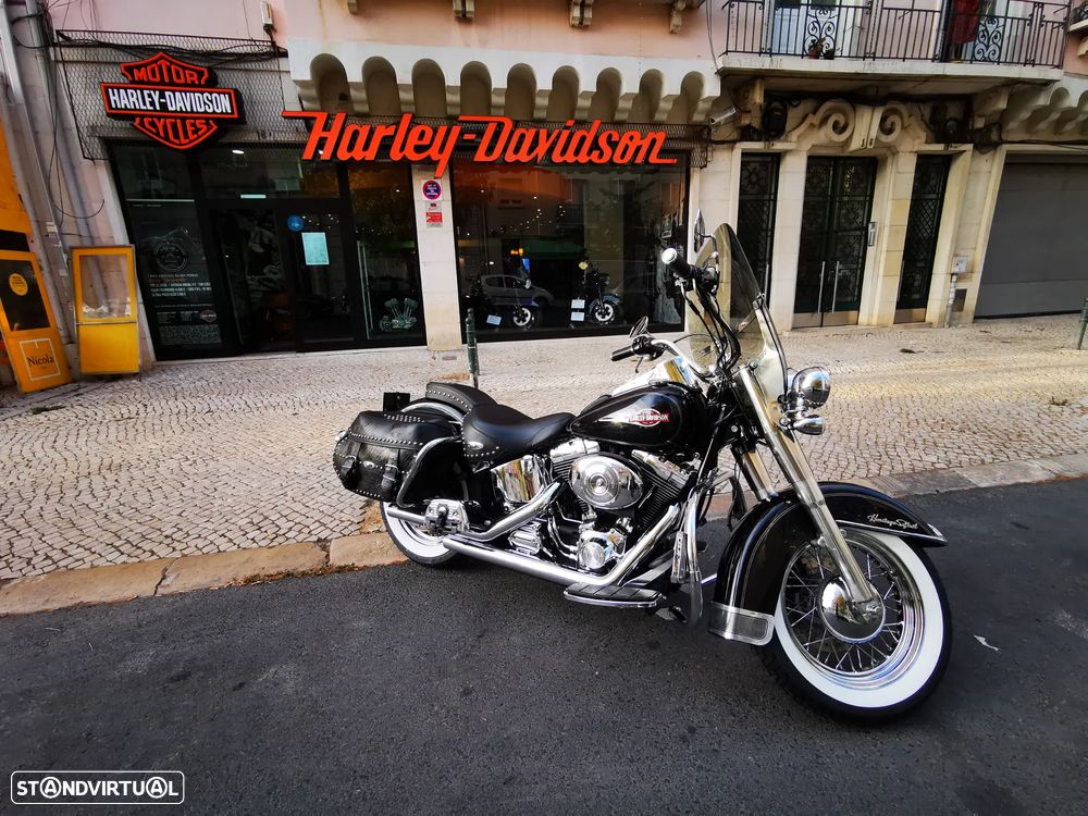 Harley-Davidson Softail - 1