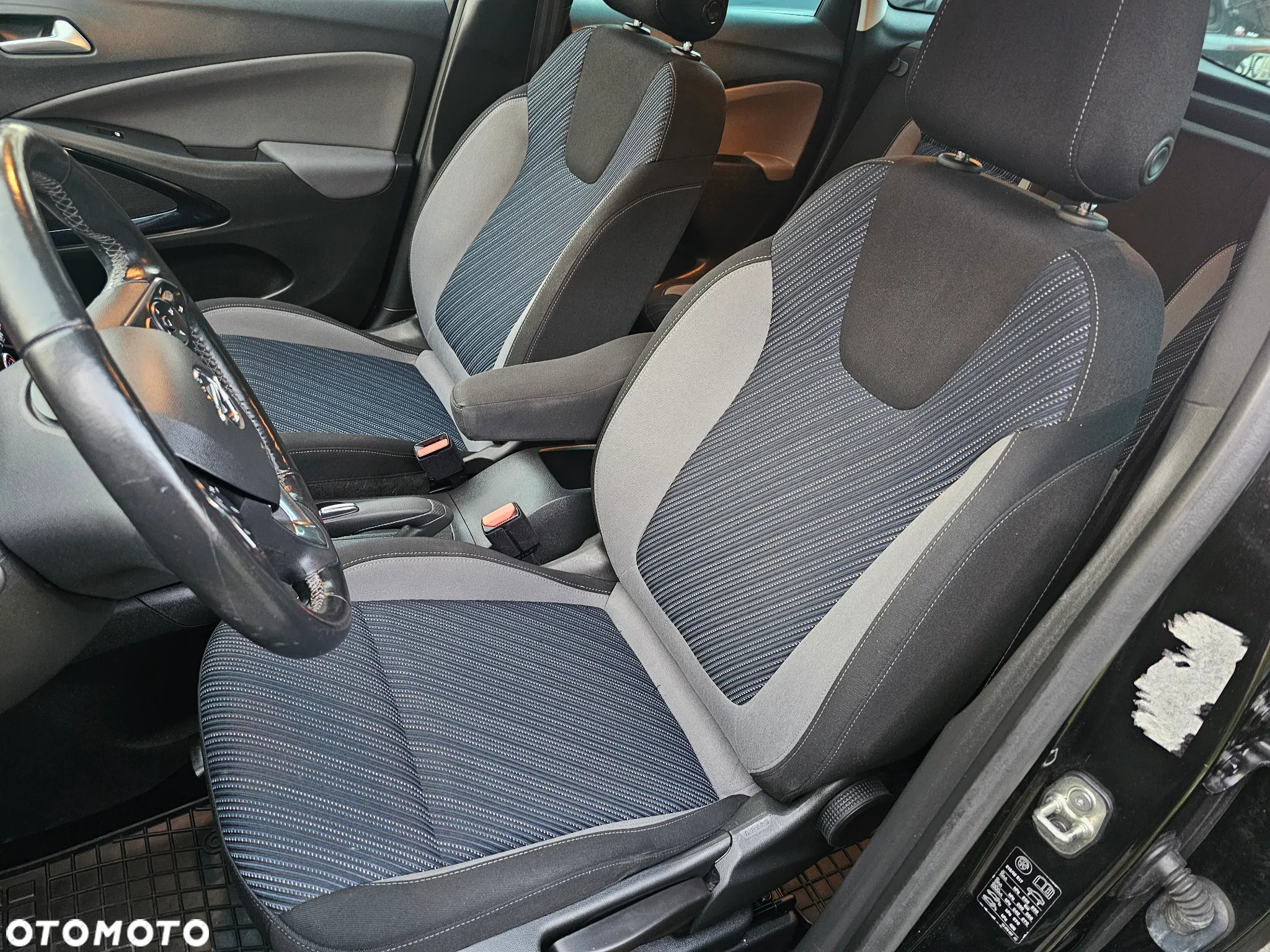 Opel Crossland X 1.2 Start/Stop Automatik 120 Jahre - 10
