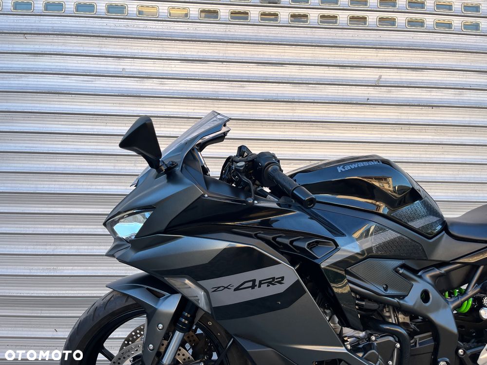 Kawasaki Ninja 400 - 32
