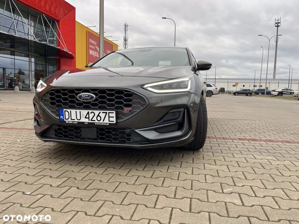 Ford Focus 2.3 EcoBoost ST - 10