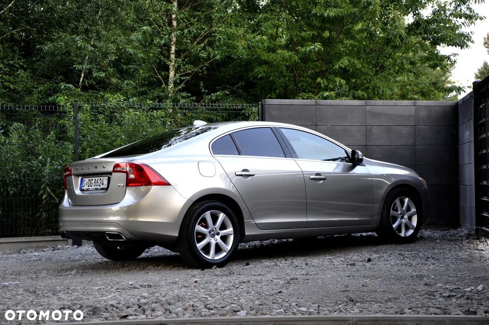 Volvo S60 T5 Geartronic Summum - 16
