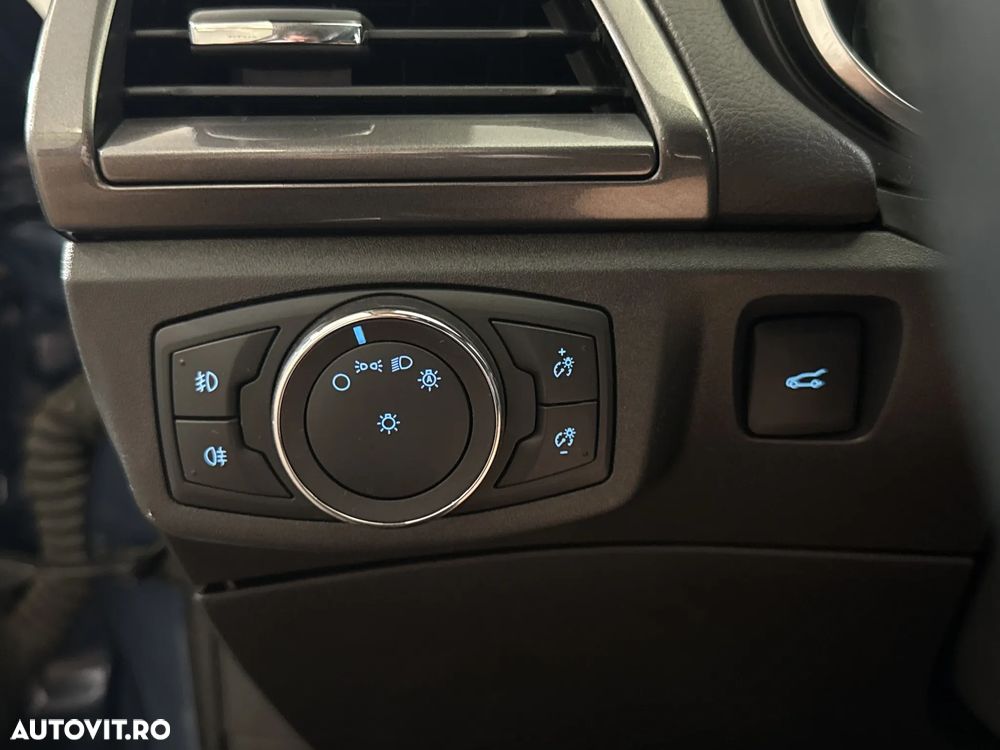 Ford Mondeo - 16