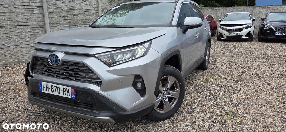 Toyota RAV4 - 1