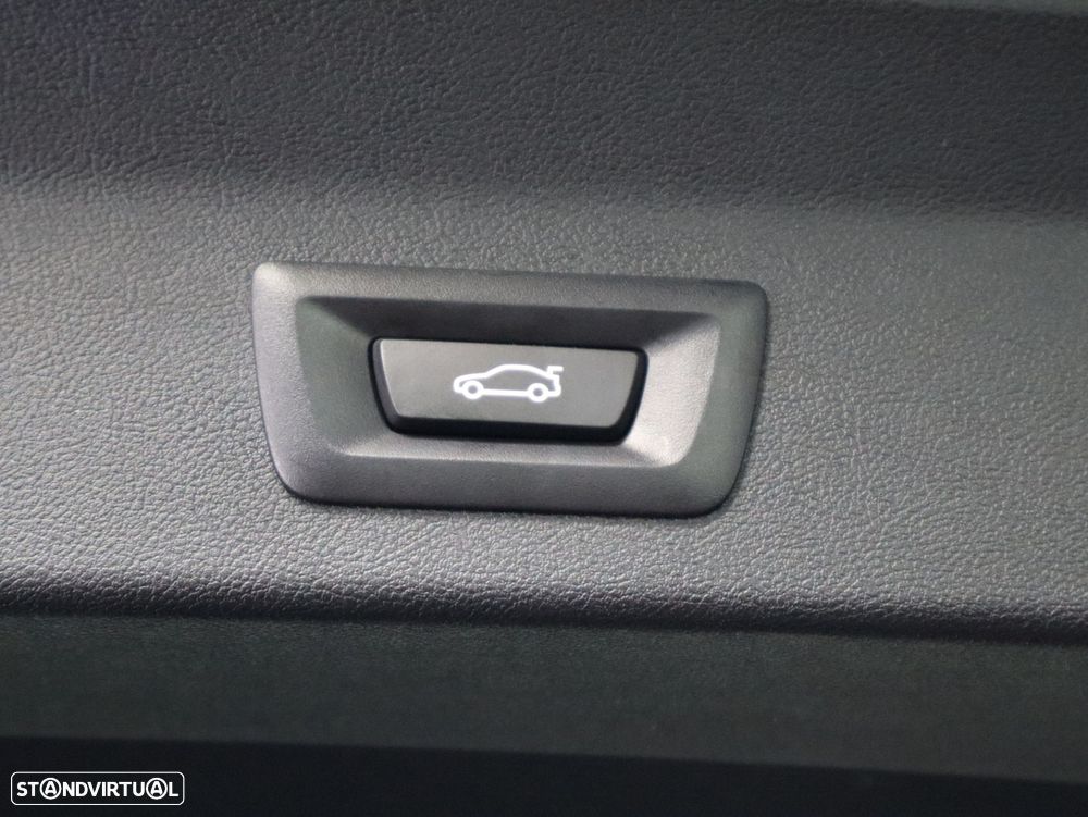 BMW X3 20 i xDrive Pack M - 25