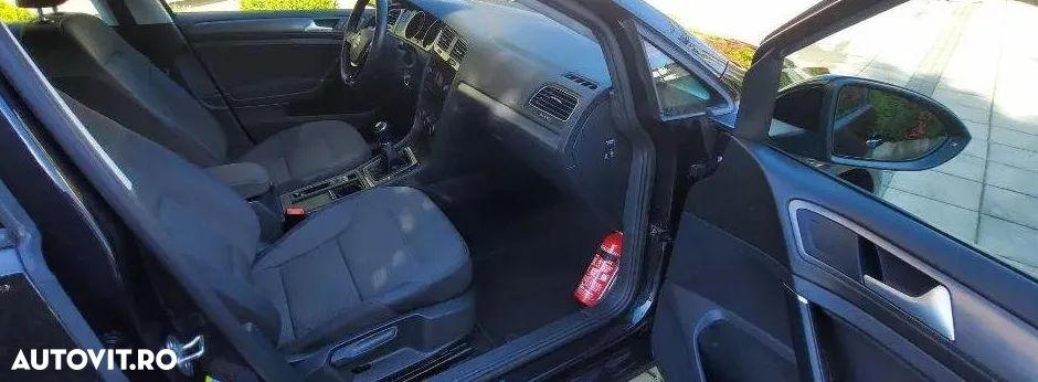 Volkswagen Golf 1.6 TDI Comfortline - 17