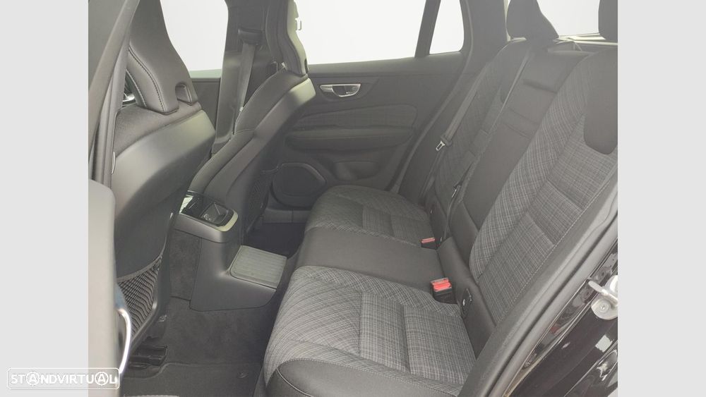 Volvo V60 2.0 T6 AWD TE Core - 15