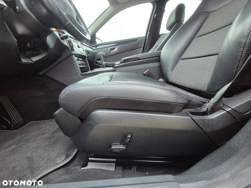 Mercedes-Benz Klasa E 200 CGI BlueEFFICIENCY Automatik Avantgarde - 30