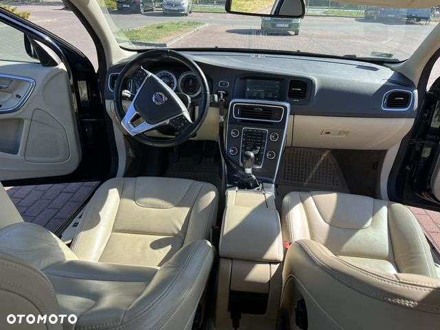 Volvo S60 D4 Momentum - 10