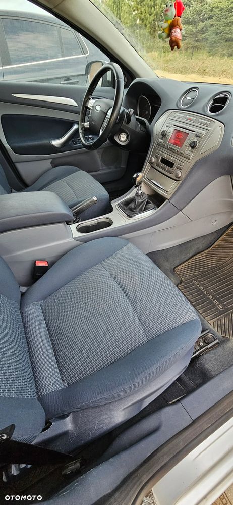 Ford Mondeo 2.0 TDCi Trend - 14